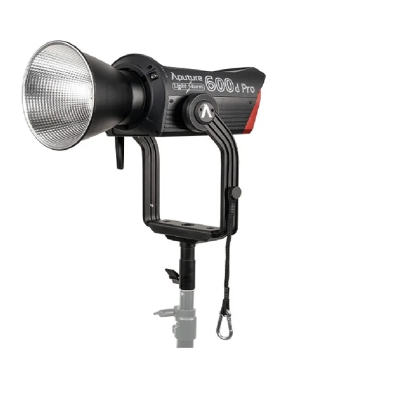 APUTURE 600D프로
